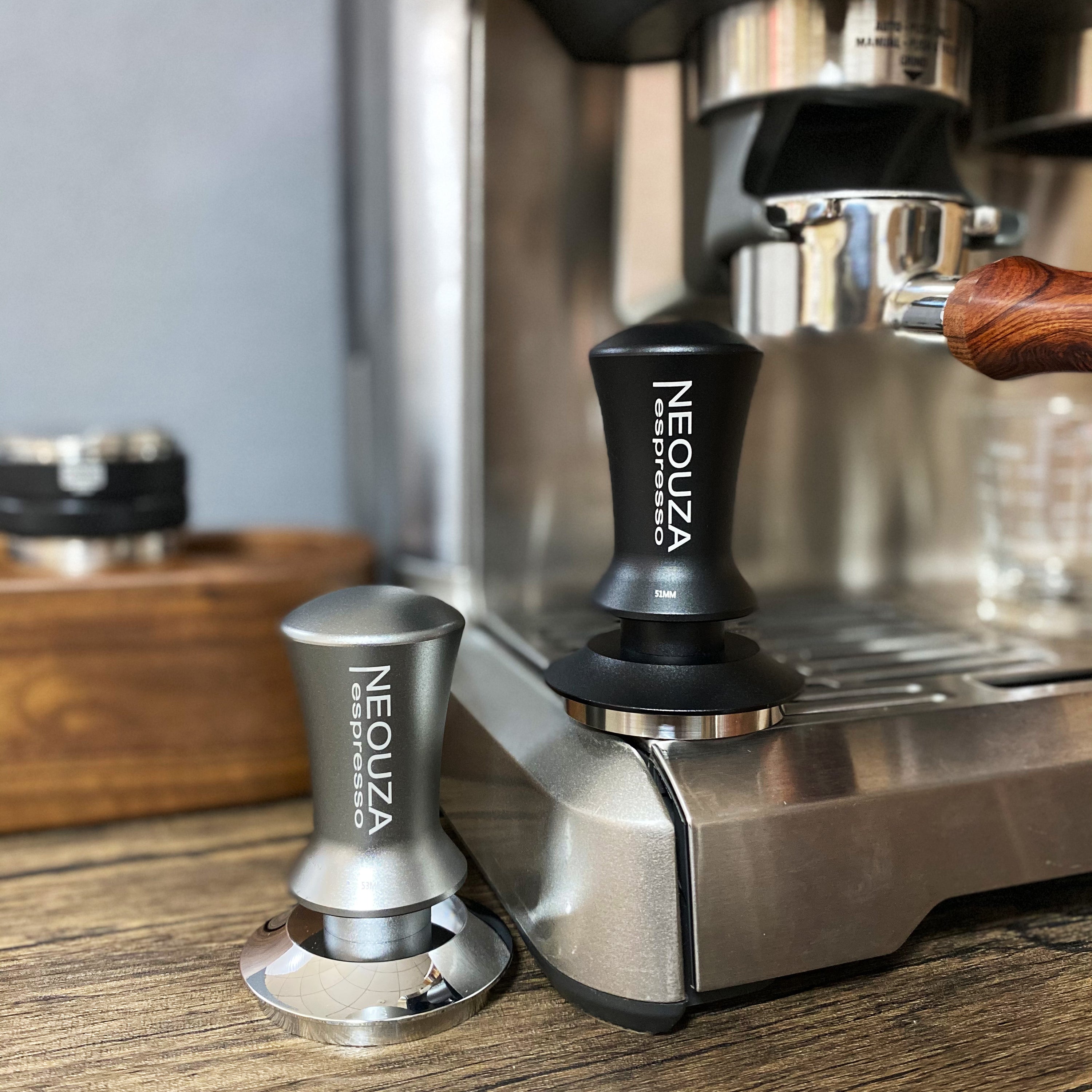 Calibrated Self-Leveling Espresso Tamper – Fits 51mm, 53mm, 58mm Portafilters